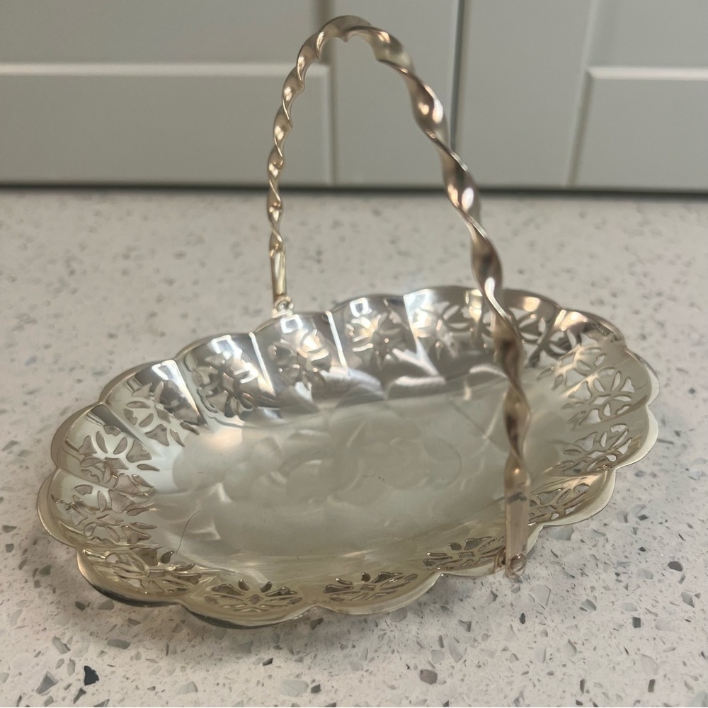 Vintage 1960s EP BRASS Brass Silver-plate Oval Basket Twisted Articulated Handle